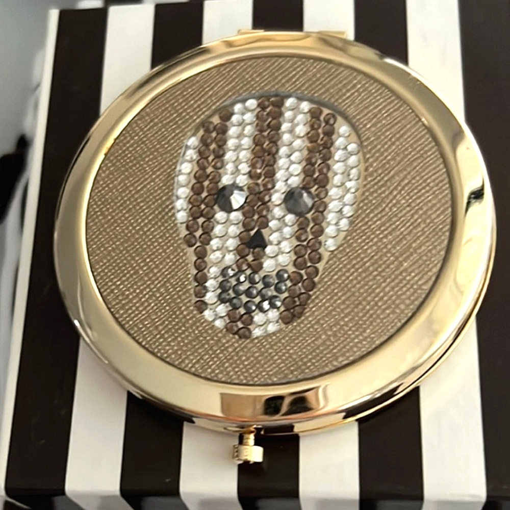 RARE Henri Bendel Crystal Studded Skull Compact Mirror NWT